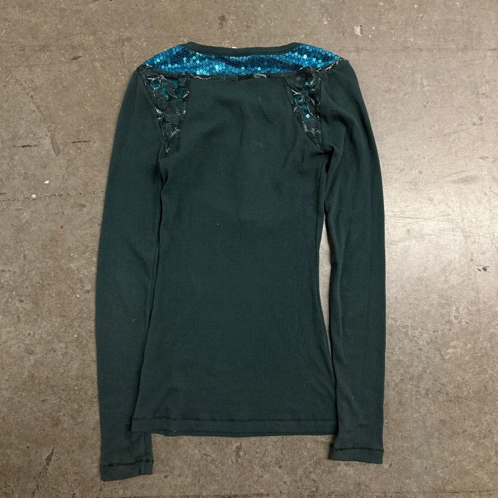 Free People Forest Green‎ Sequin Lace Thermal Henley Top Small Turquoise Accent